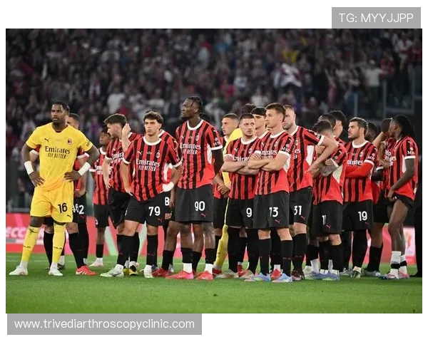 博洛尼亚4-1大胜萨尔茨堡红牛，奥尔索利尼、贝尔纳代斯基建功