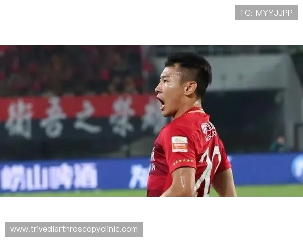 云南玉昆锁定强援！曝邓涵文有望自由身加盟，三镇开顶薪被拒